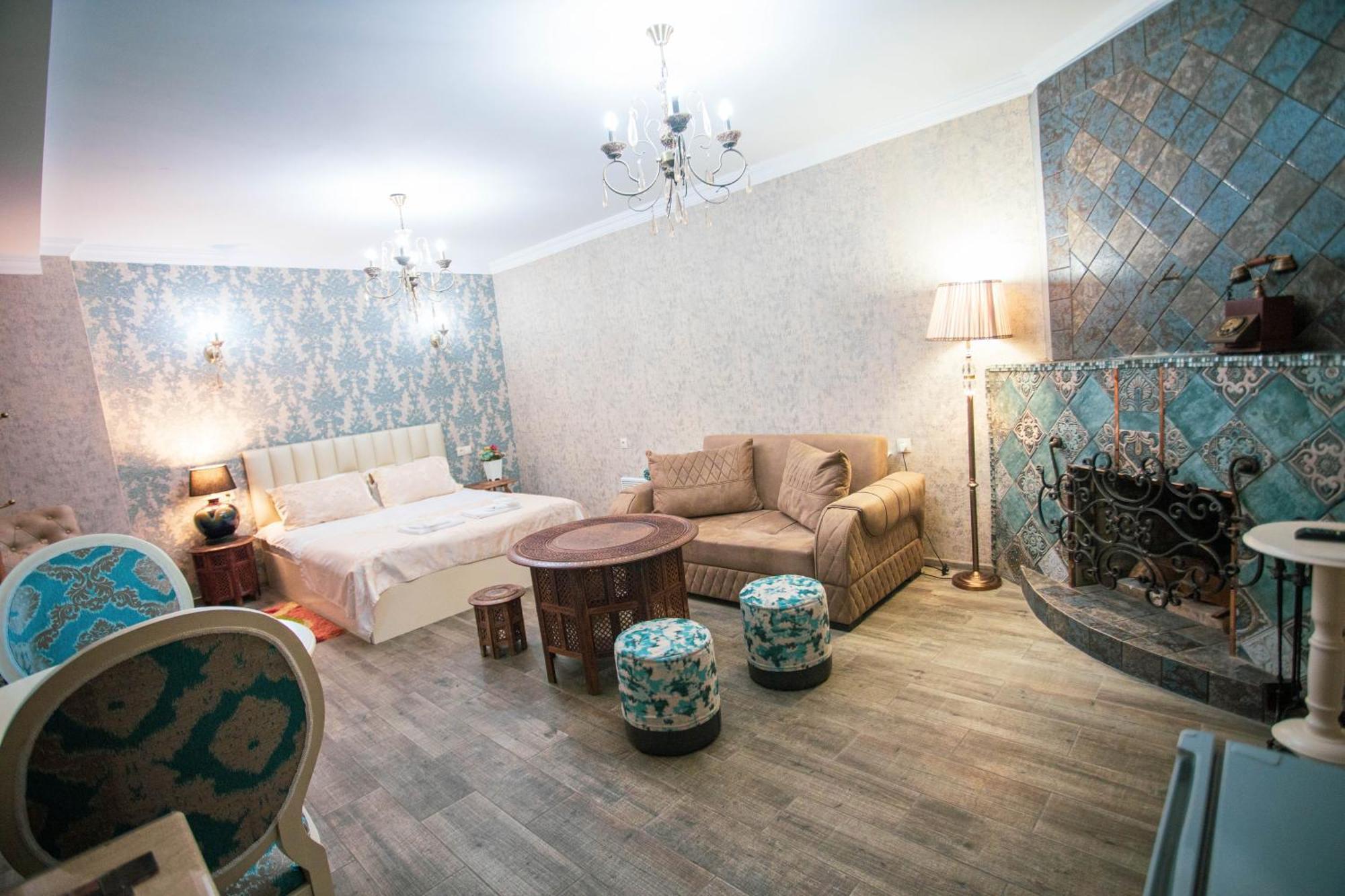 Borjomi Classic Hotel Ngoại thất bức ảnh
