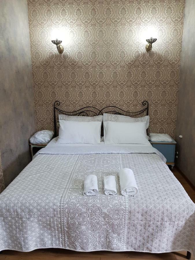 Borjomi Classic Hotel Ngoại thất bức ảnh
