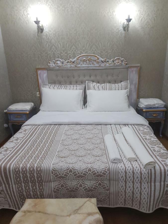 Borjomi Classic Hotel Ngoại thất bức ảnh